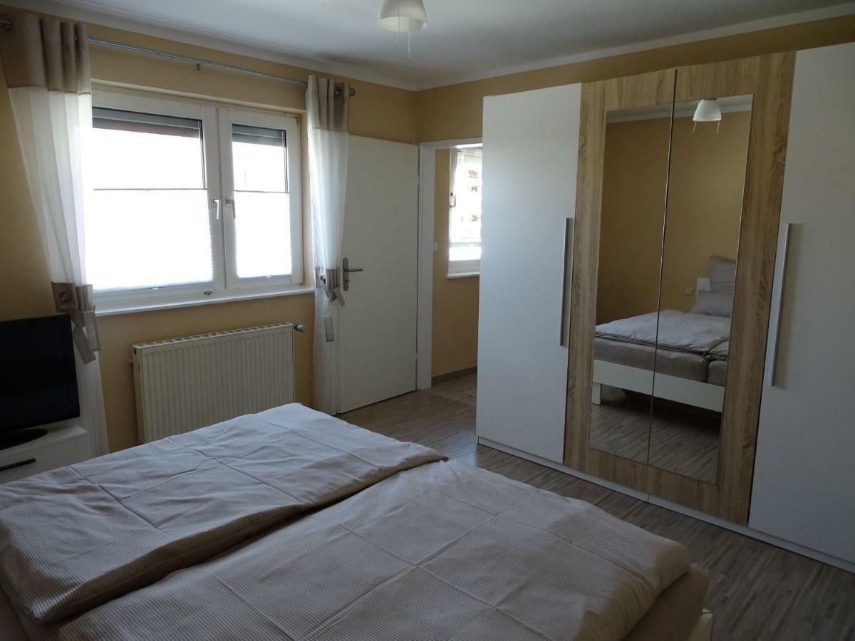 Ferienhaus Fam. Bisgen Niederkirchen bei Deidesheim Ngoại thất bức ảnh